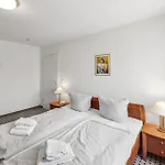 1 Bedroom Front In