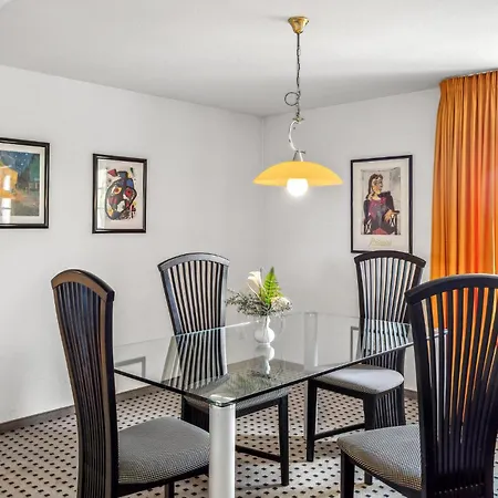 1 Bedroom Front In Apartment Kuehlungsborn
