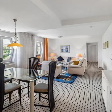 Apartment 1 Bedroom Front In Kuehlungsborn