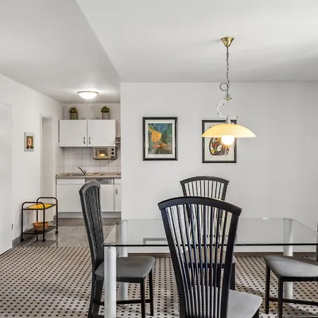 1 Bedroom Front In Apartamento