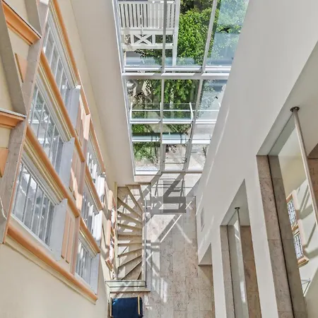 1 Bedroom Front In *